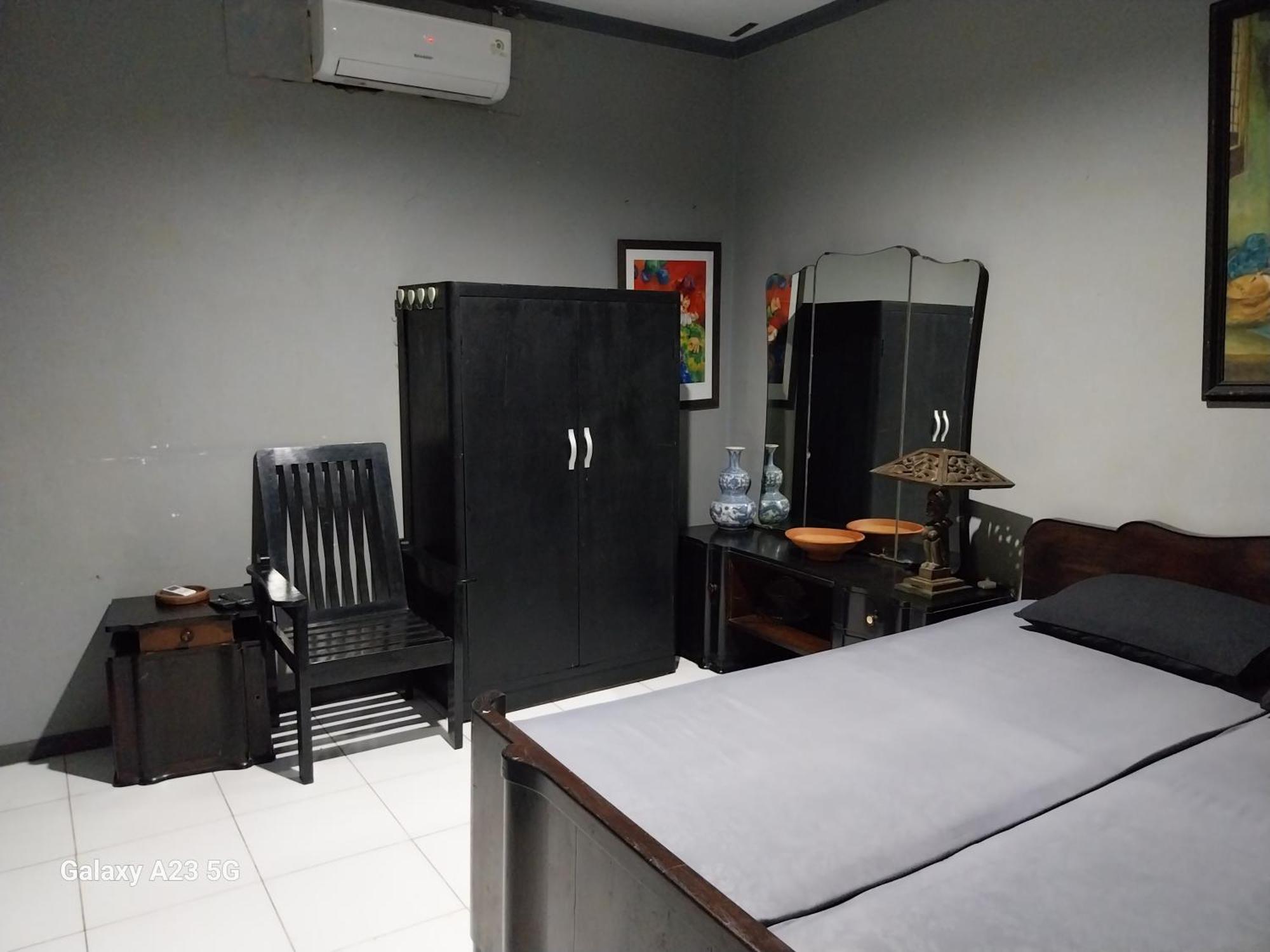 Cideres Holiday Home Majalengka Rum bild